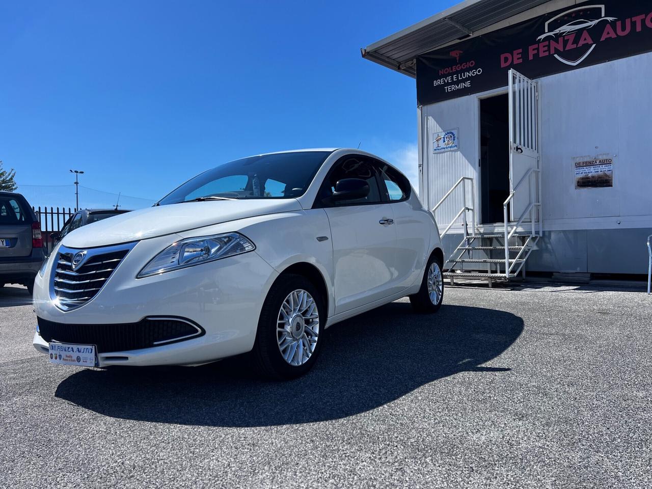 Lancia Ypsilon 1.2 69 CV 5 porte Gold