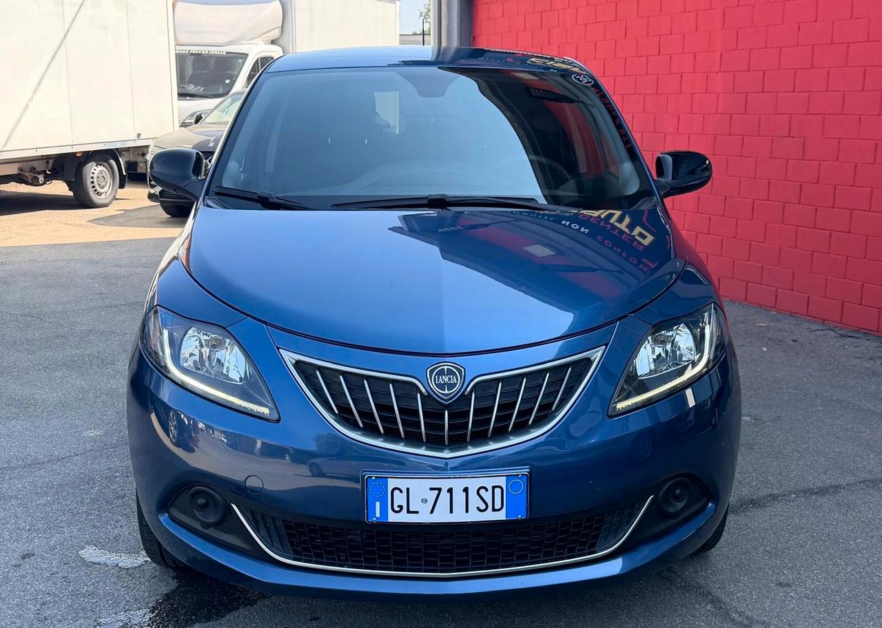 Lancia Ypsilon 1.0 FireFly 5 porte S&S Hybrid Alberta Ferretti