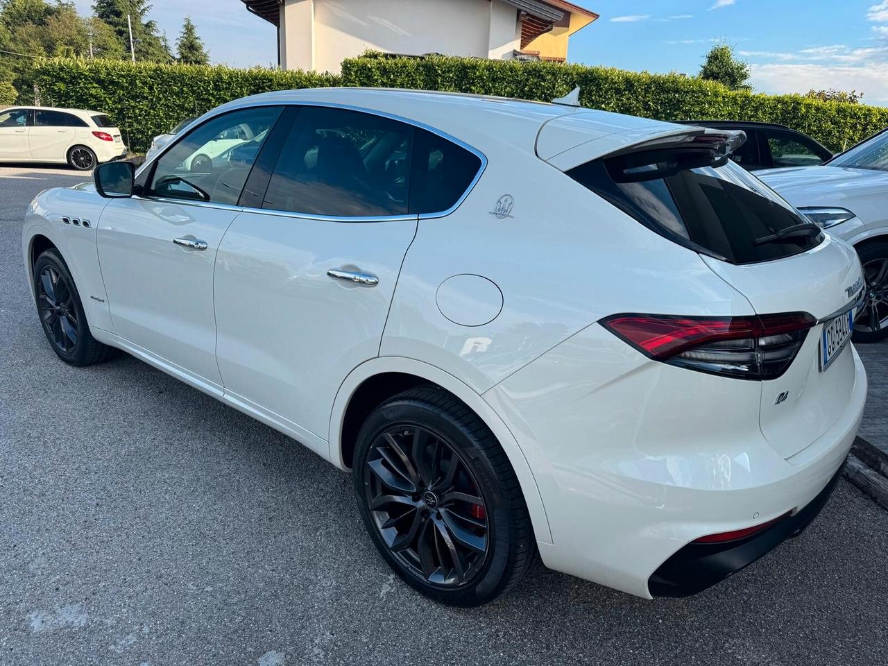 Maserati Levante V6 AWD Gransport