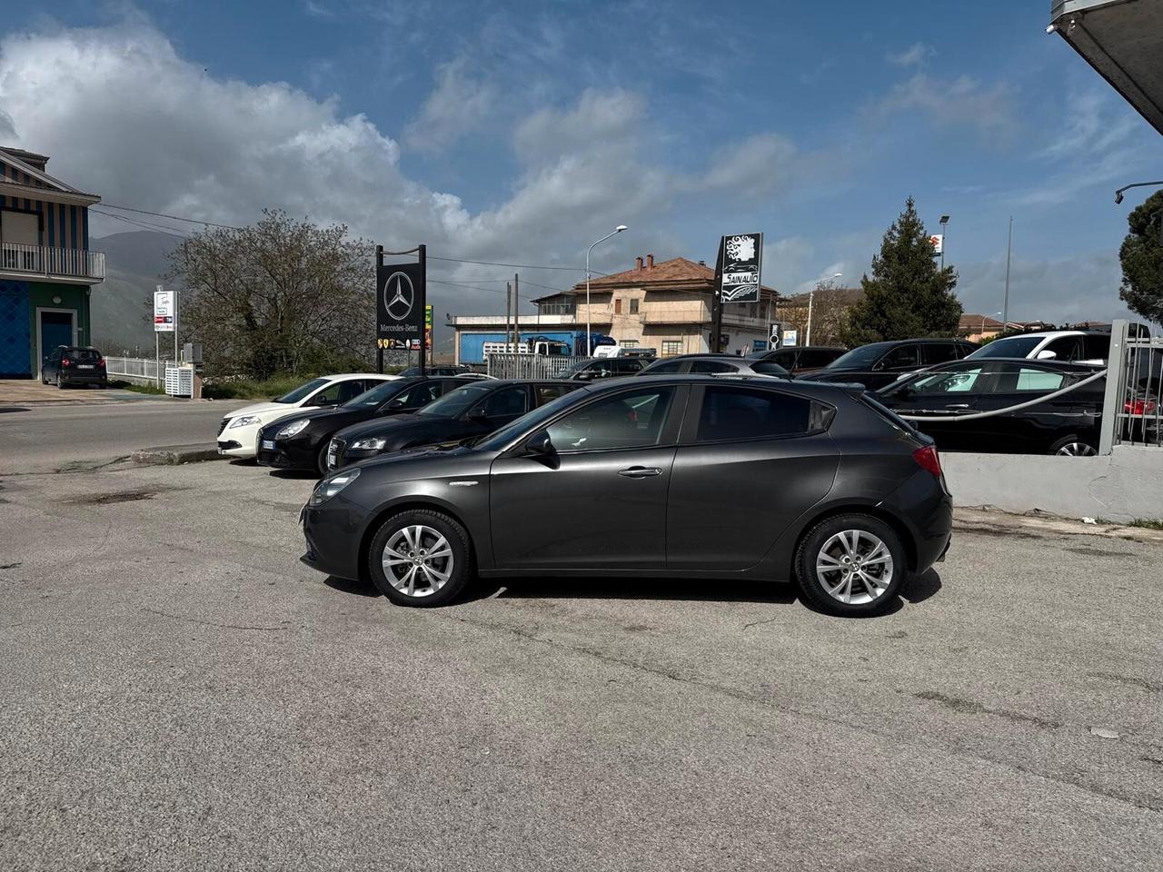 Alfa Romeo Giulietta 1.6 JTDm 105 CV Distinctive garanzia