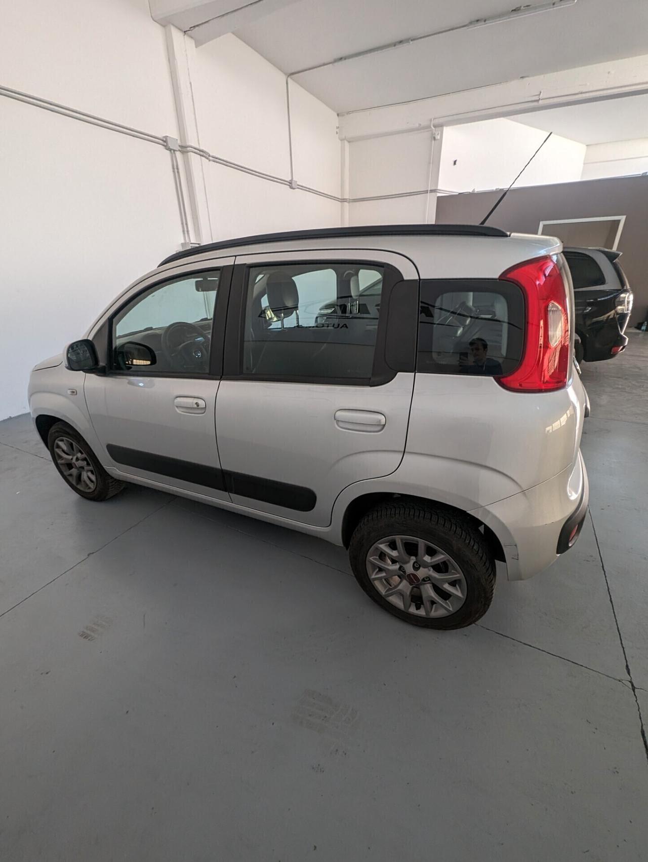 Neopatentati! Fiat Panda 0.9 TwinAir Turbo Natural Power Lounge