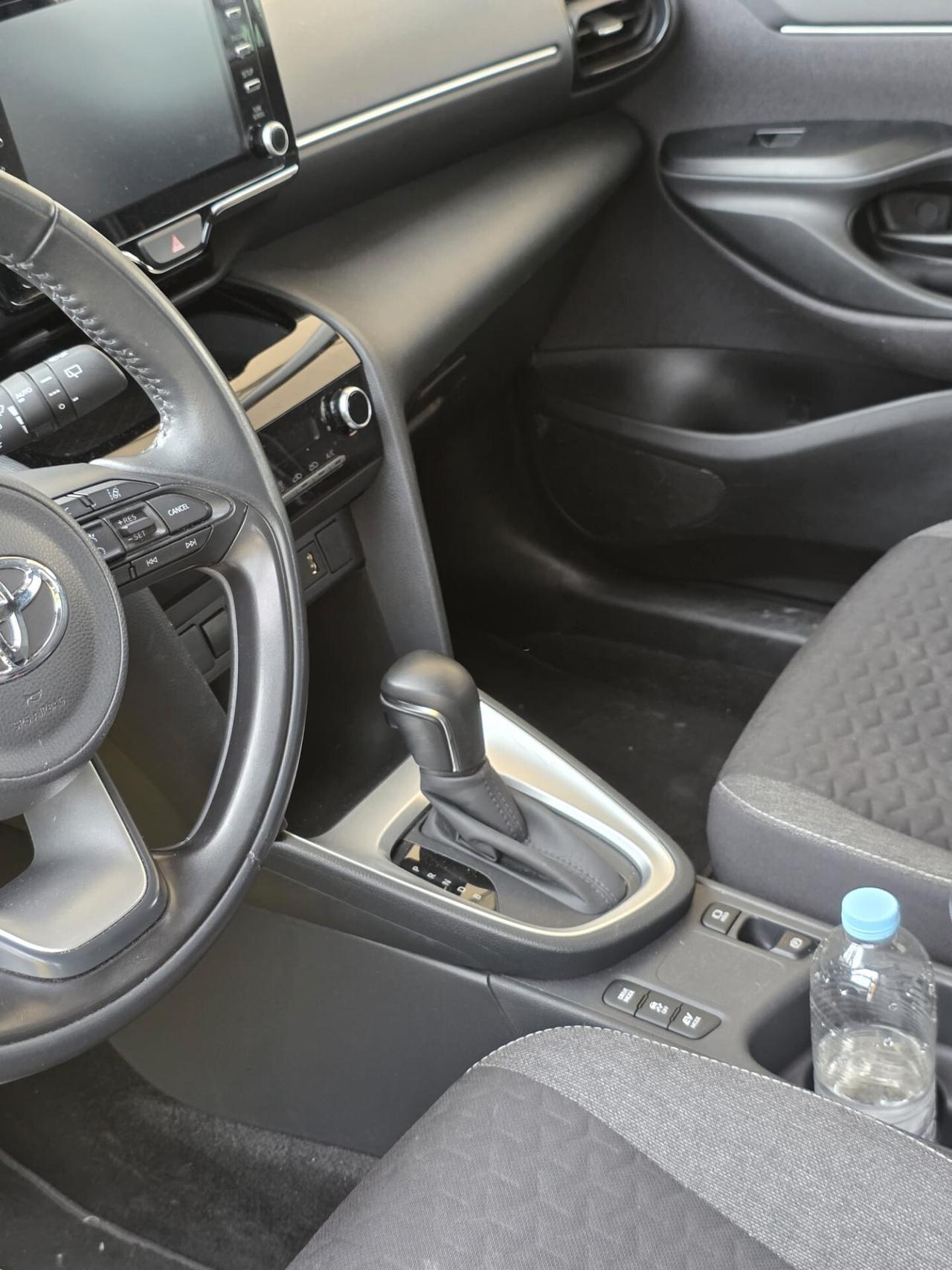 Toyota Yaris Cross 1.5 Hybrid 5p. E-CVT Business