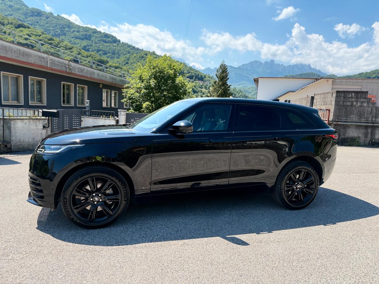 Land Rover Range Velar 2.0D I4 204 CV R-Dynamic