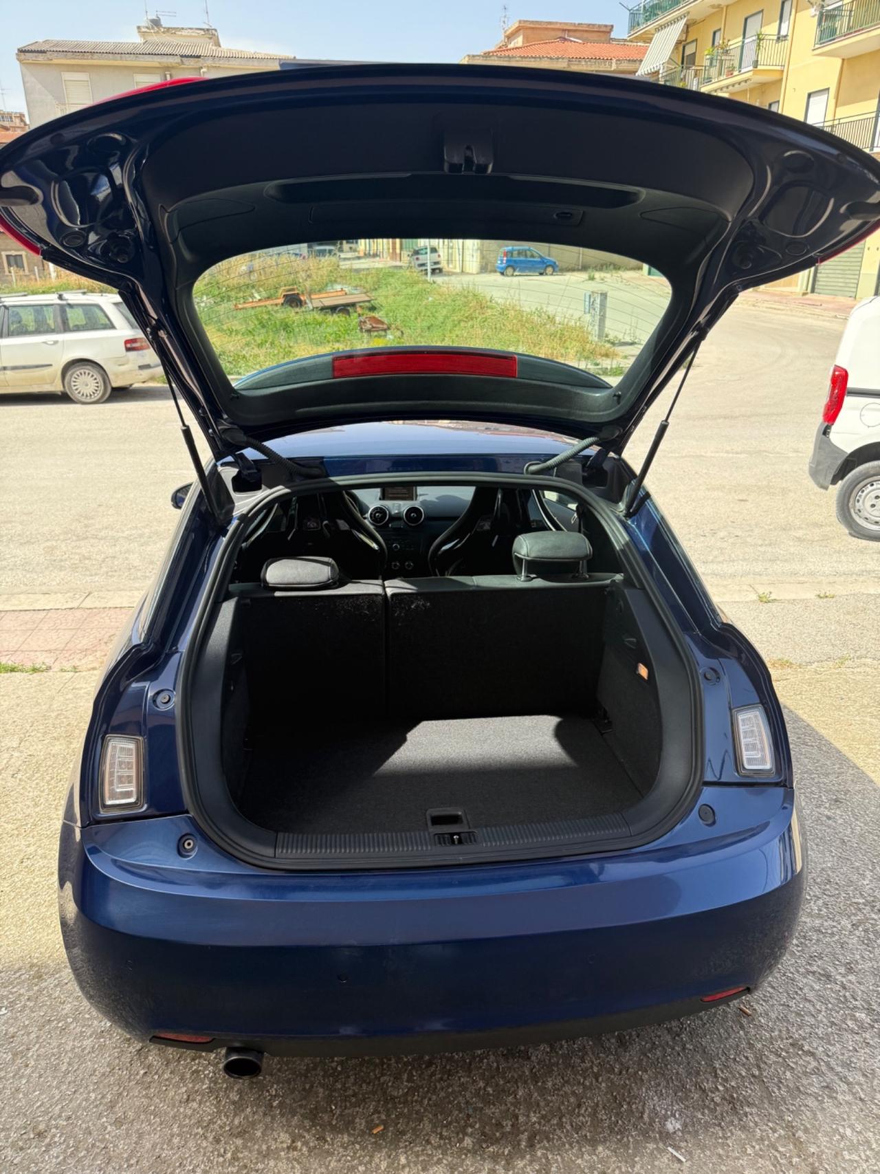 Audi A1 1.6 TDI 105 CV Attraction