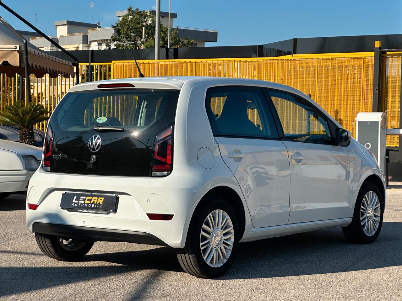 VOLKSWAGEN up! 1.0 5 porte EVO move up! BMT