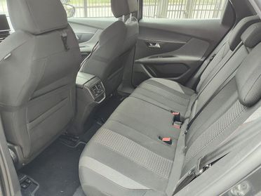 PEUGEOT NEW 3008 - HDI navi led clima