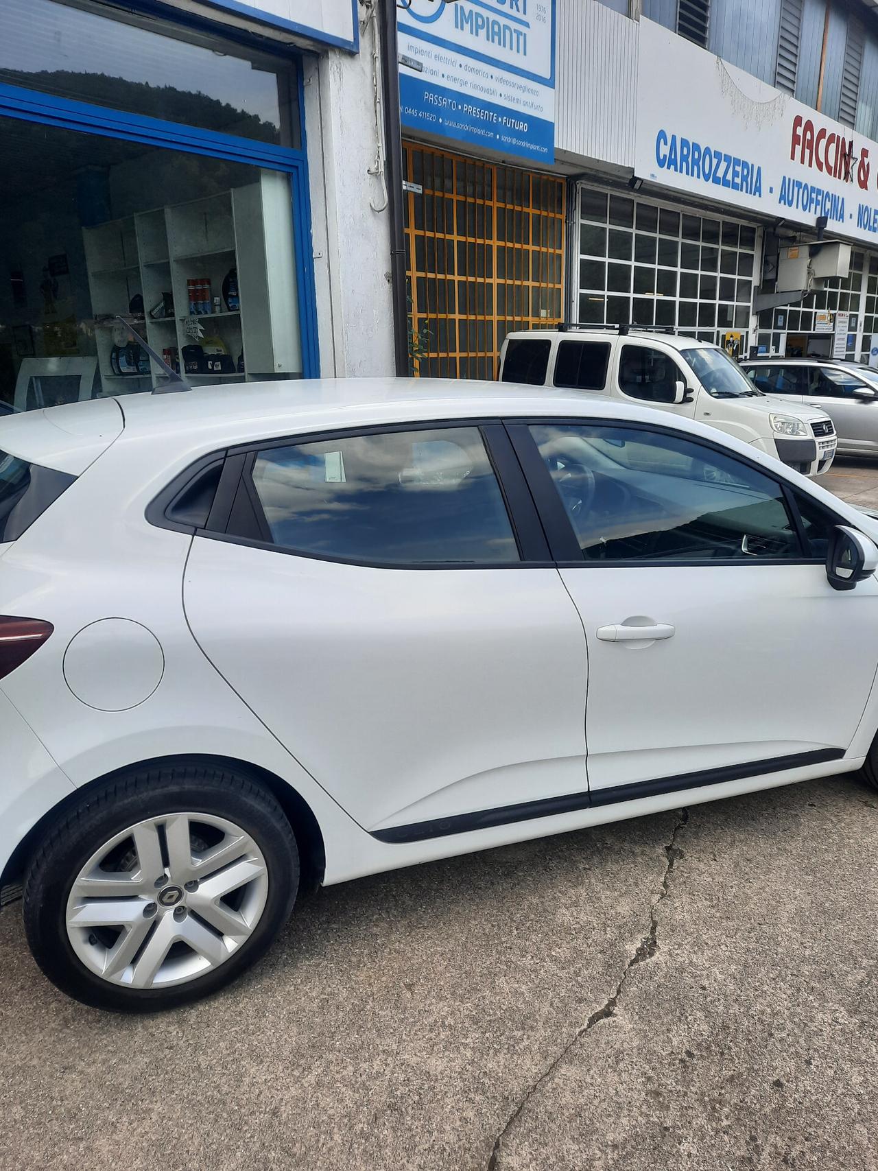 Renault Clio SCe 65 CV 5 porte Business