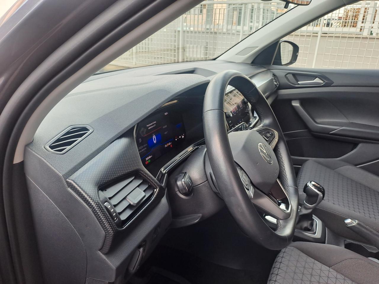 Volkswagen T-Cross 1.0 TSI 110 CV DSG Style , soli 20500 km !!
