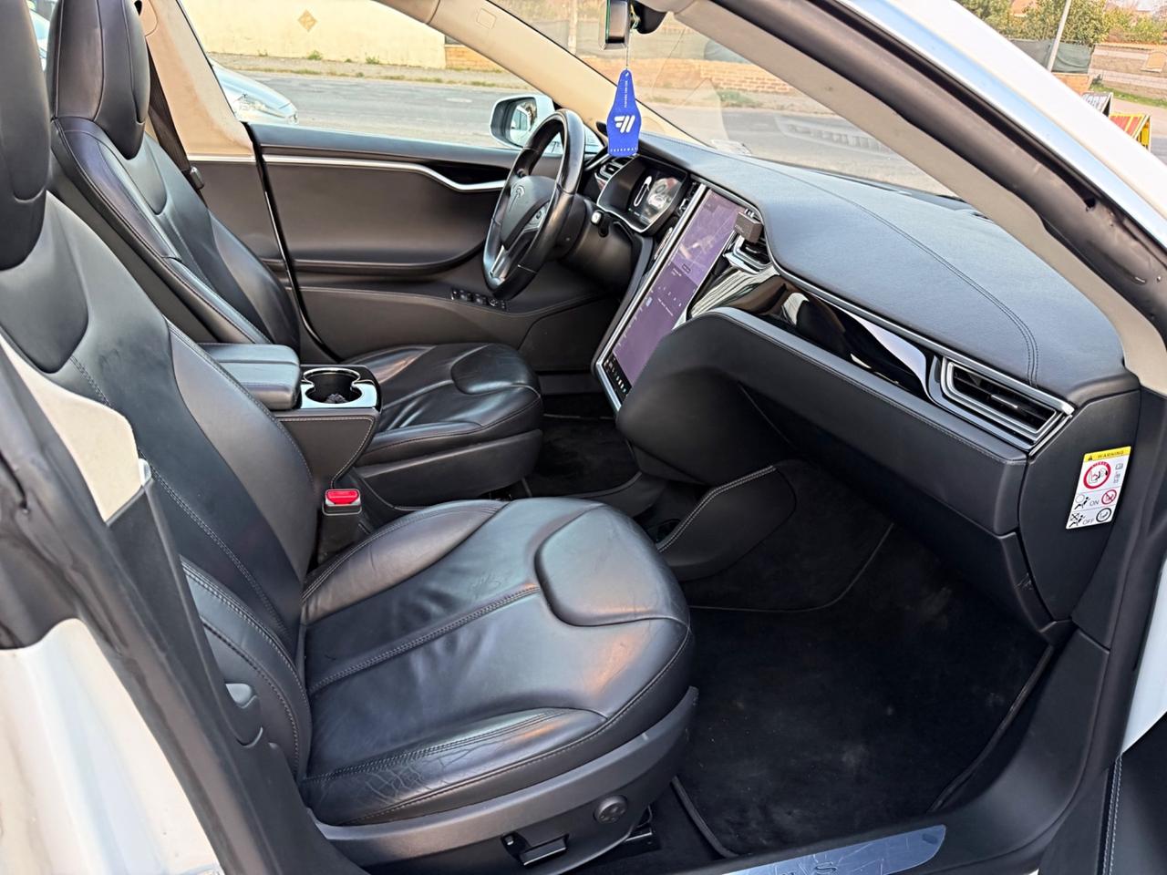 Tesla Model S 90kWh Dual Motor Performance