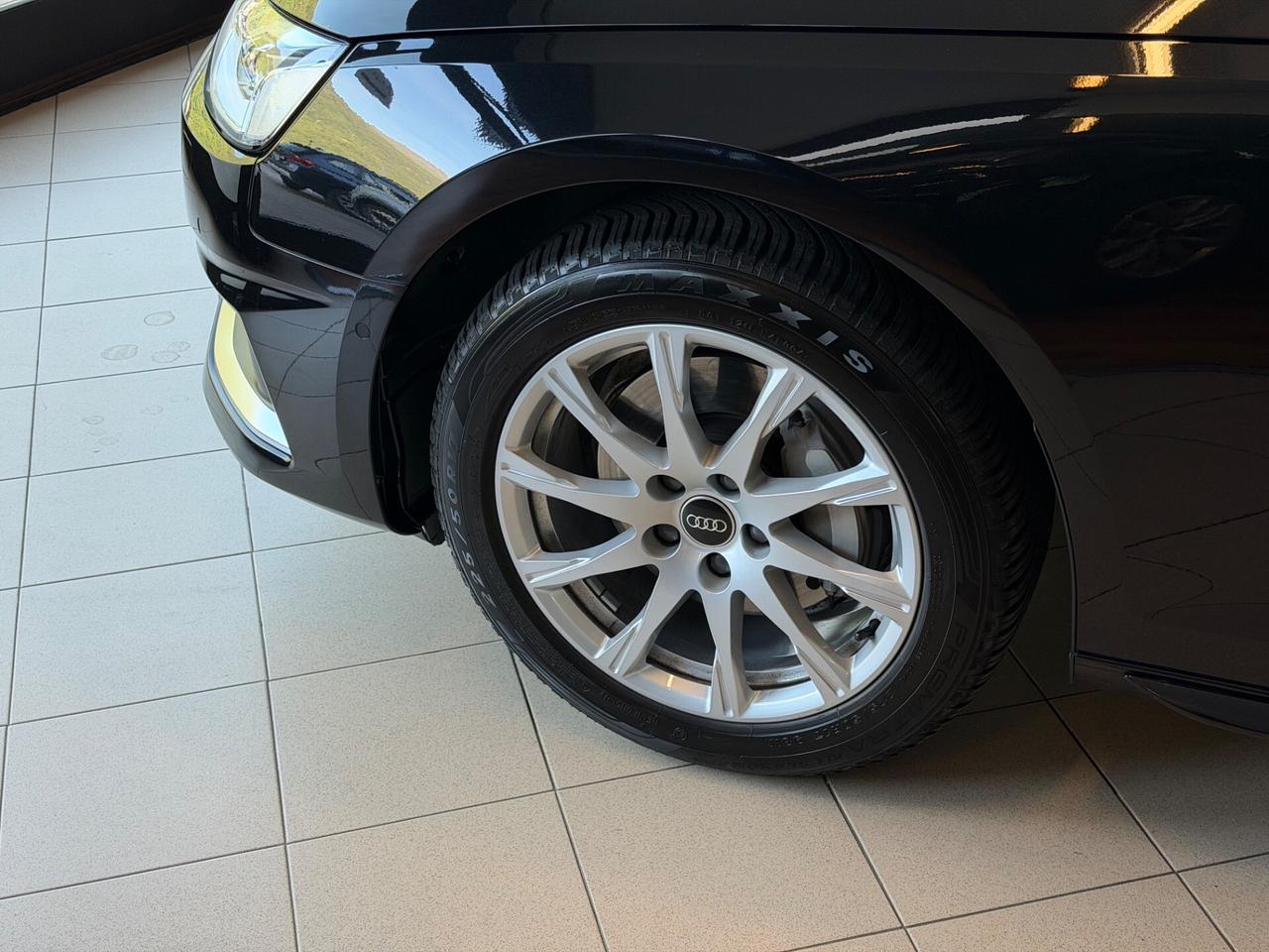 AUDI A4 Avant 40 2.0 tdi mhev quattro 204cv Gancio Traino * IVA ESPOSTA*