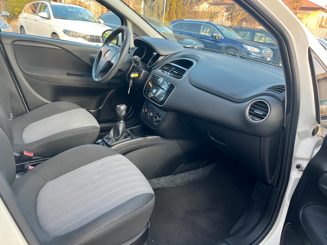 Fiat Punto 1.3 MJT II S&S 95 CV 5 porte Street