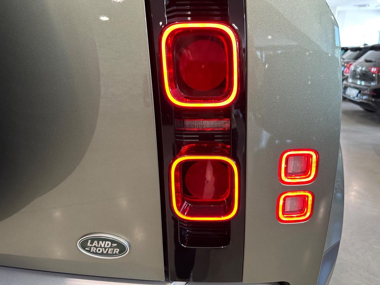 Land Rover Defender 110 3.0D I6 200 CV AWD Auto SE