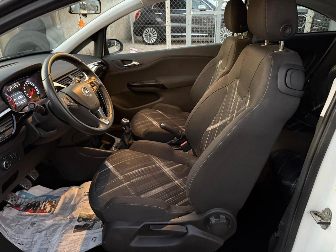 Opel Corsa 1.3 CDTI 95CV B-Color