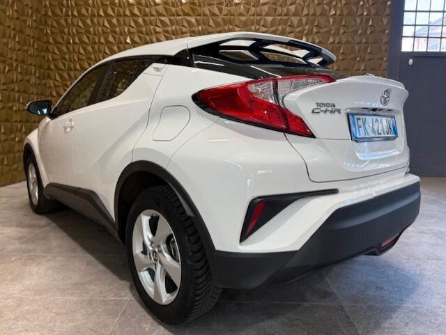 Toyota C-HR 1.2 Turbo Business