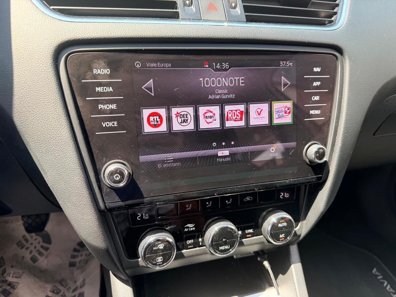 Skoda Octavia 1.6 TDI SCR 115 CV Wagon Executive *** CARPLAY/ANDROID AUTO