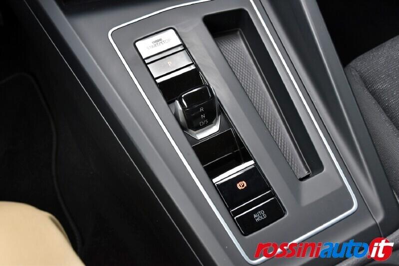 VOLKSWAGEN GOLF 8 1.0 ETSI 110 CV DSG LIFE R17 BI-COLO + MIRRO PAC