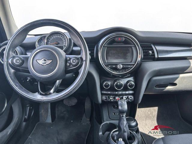 MINI Cooper D 5 porte 1.5 Hype Auto