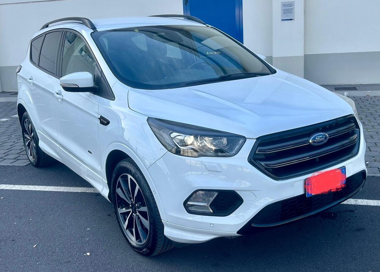 Ford Kuga 2.0 TDCI 150 CV S&S 4WD ST-Line Business