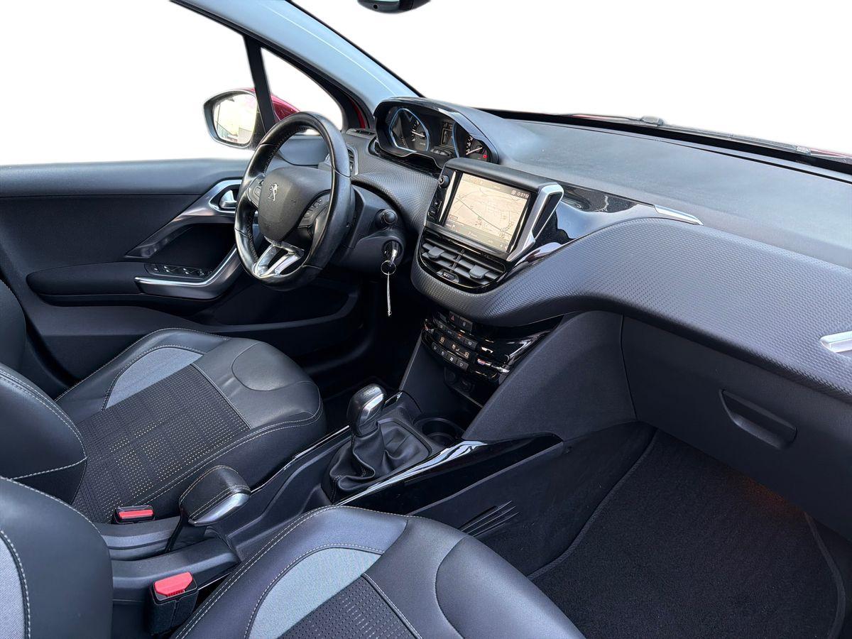 PEUGEOT 2008 1.2 puretech Allure 82cv my16