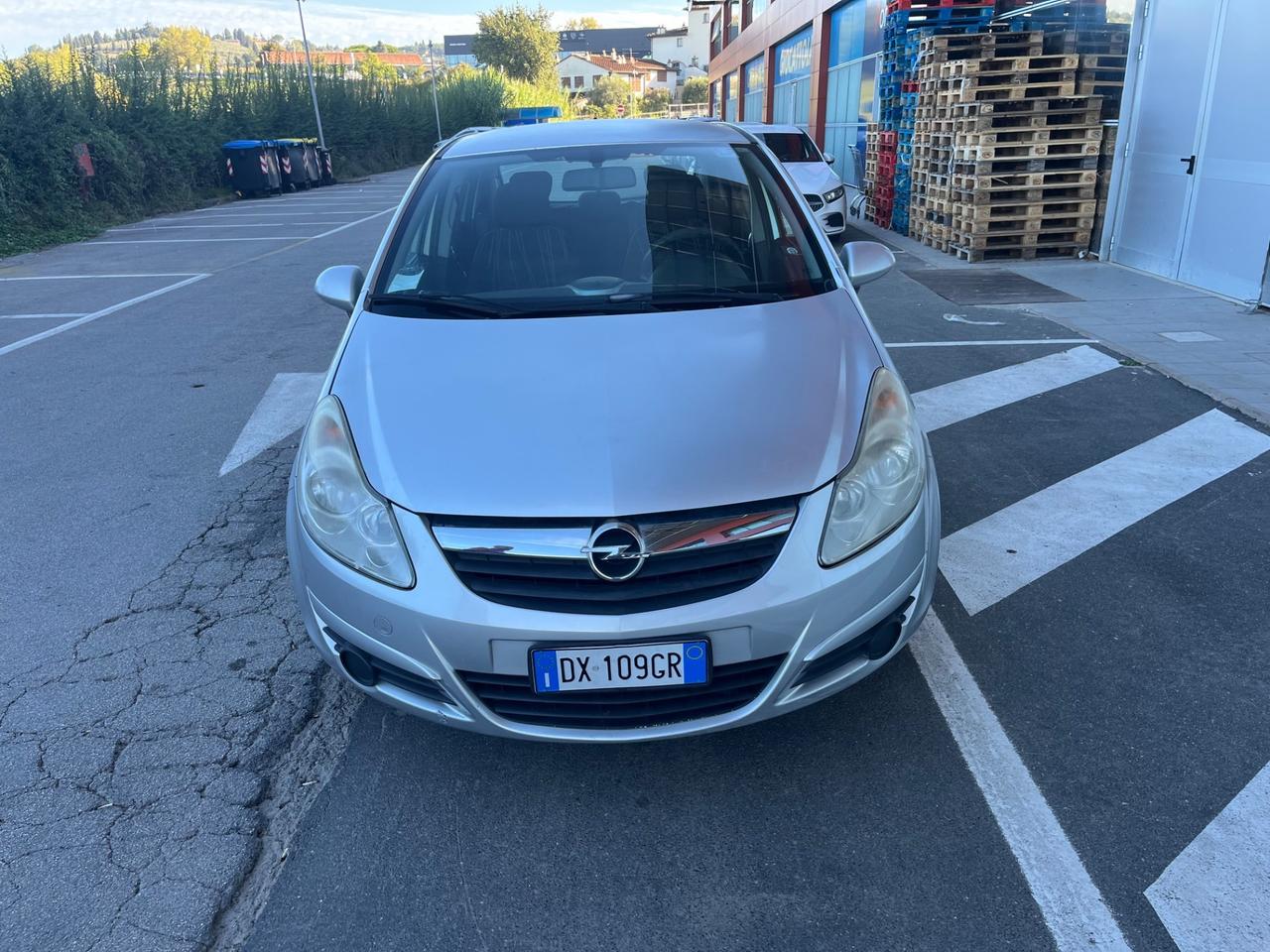 Opel Corsa 1.2 5 porte Cosmo 2009 164.000 KM