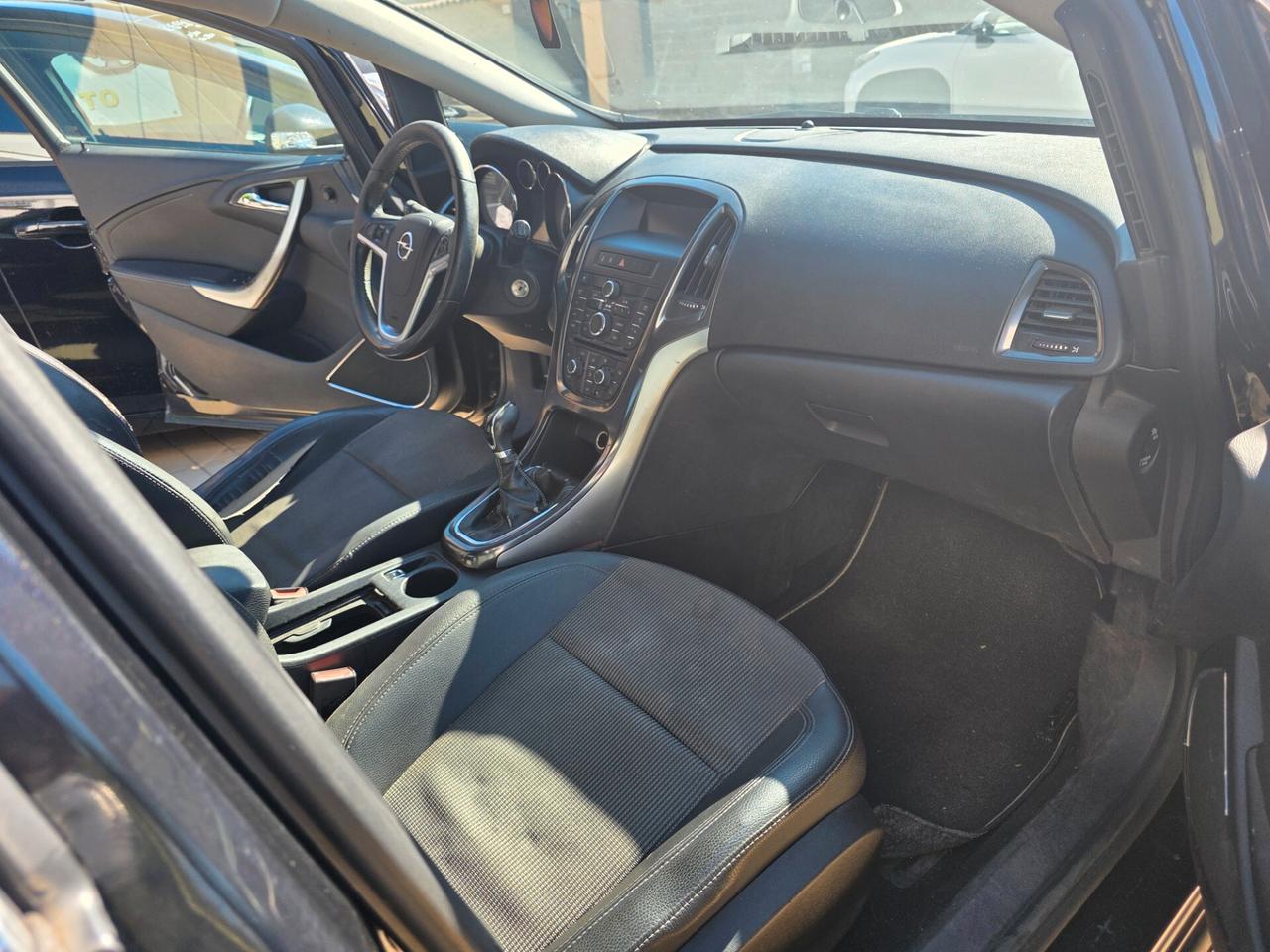 Opel Astra 1.7 CDTI 110CV 5 porte Cosmo