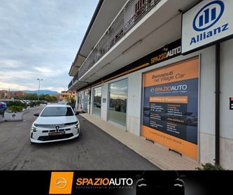 Lancia Ypsilon Hybrid e-DCT *HF LINE* FULL