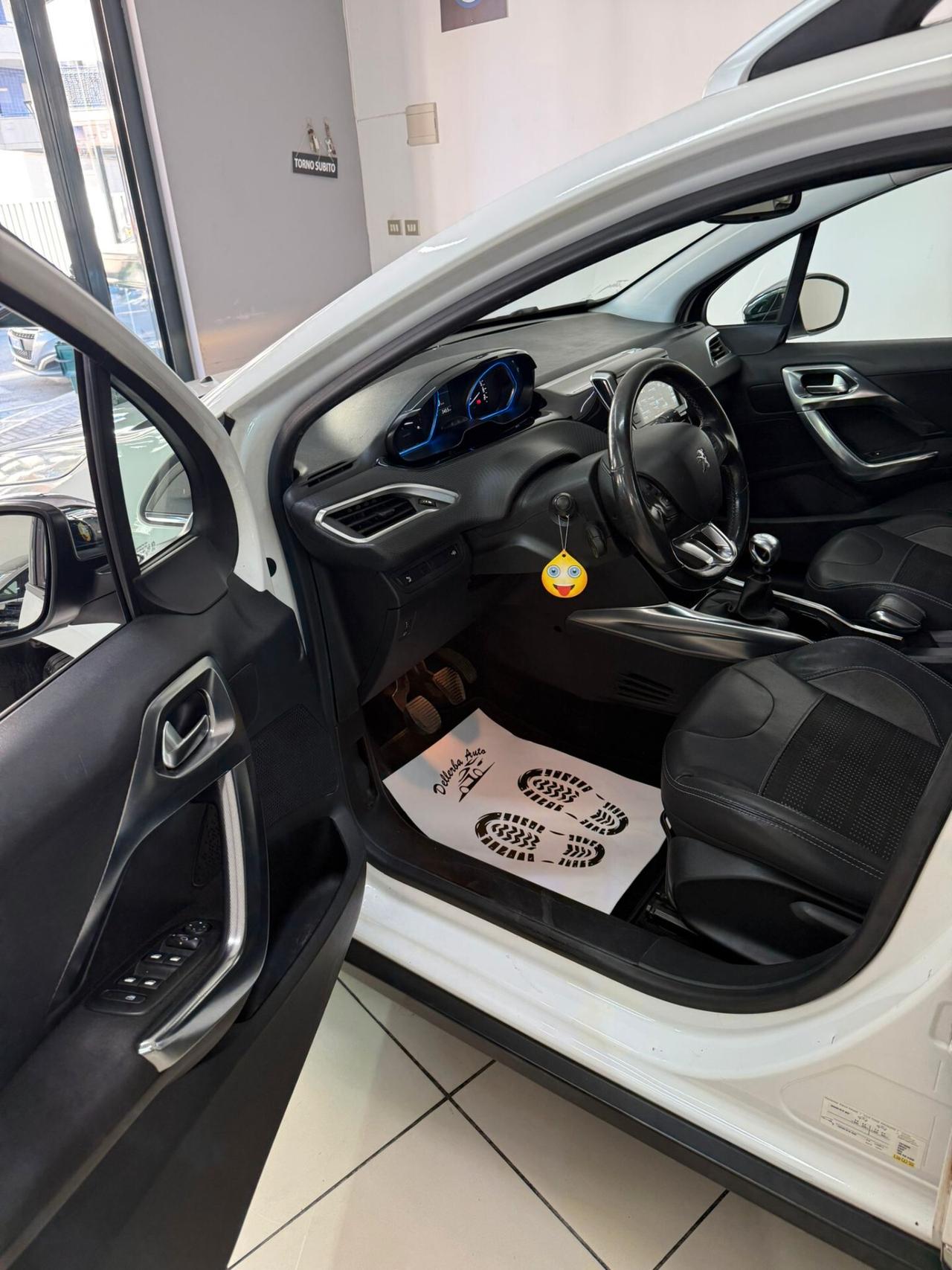 Peugeot 2008 1.6 e-HDi 115 CV Stop&Start Allure
