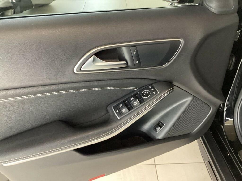 Mercedes GLA 180 180 Sport 7G-DCT