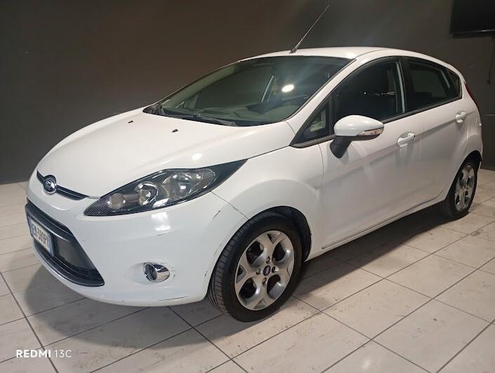 FORD FIESTA DEL 2012 BENZINA GPL FINO AL 2032