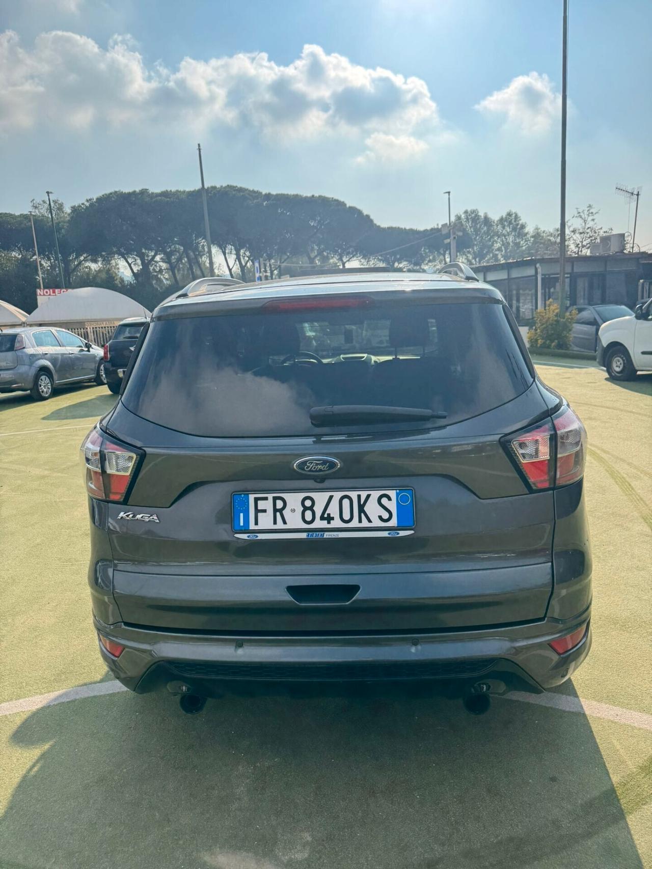 Ford Kuga 2.0 TDCI 120 CV S&S 2WD Powershift ST-Line