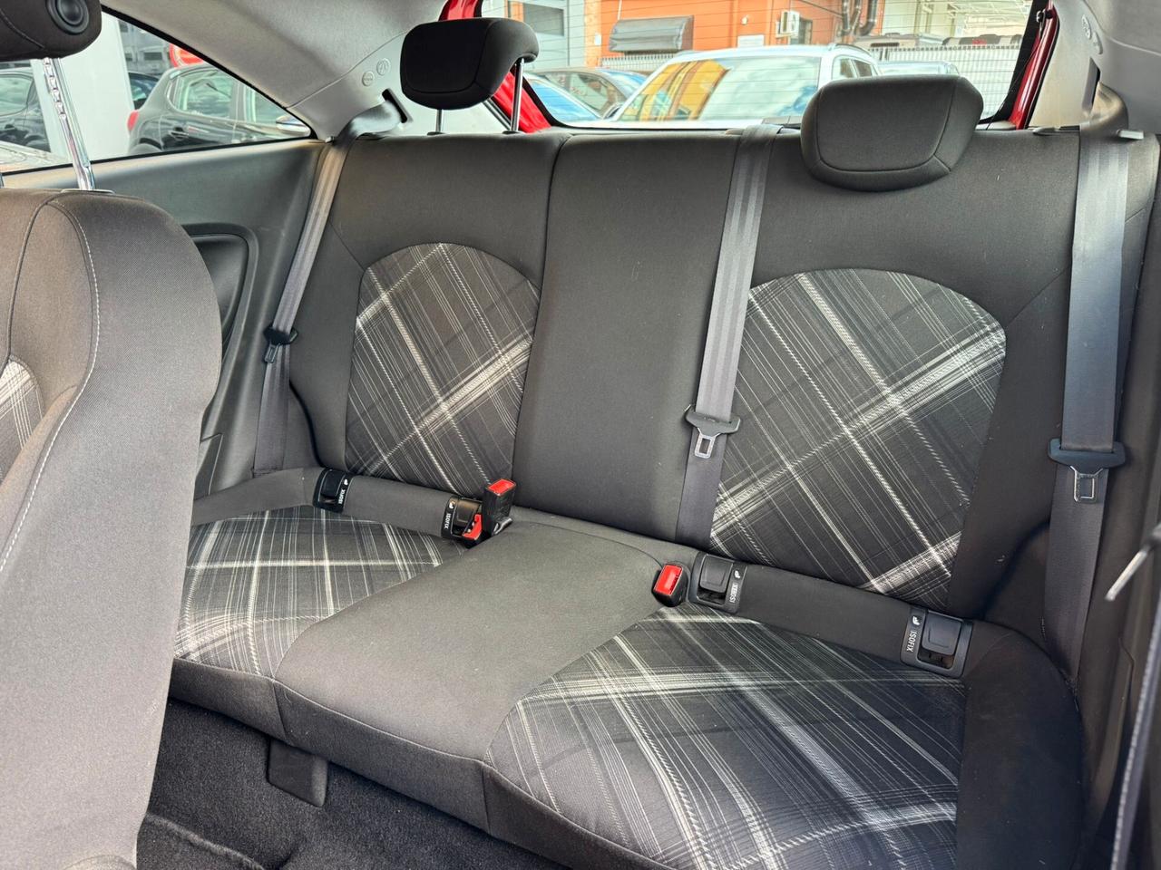 Opel Corsa 1.3 CDTI ecoFLEX Start&Stop Coupé b-Color
