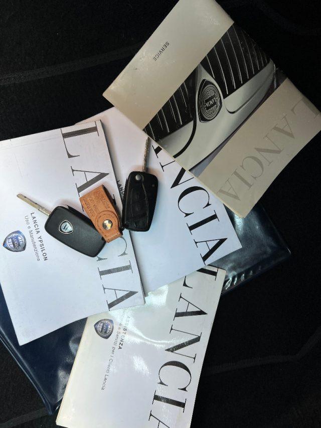 LANCIA Ypsilon 1.2 8v Argento