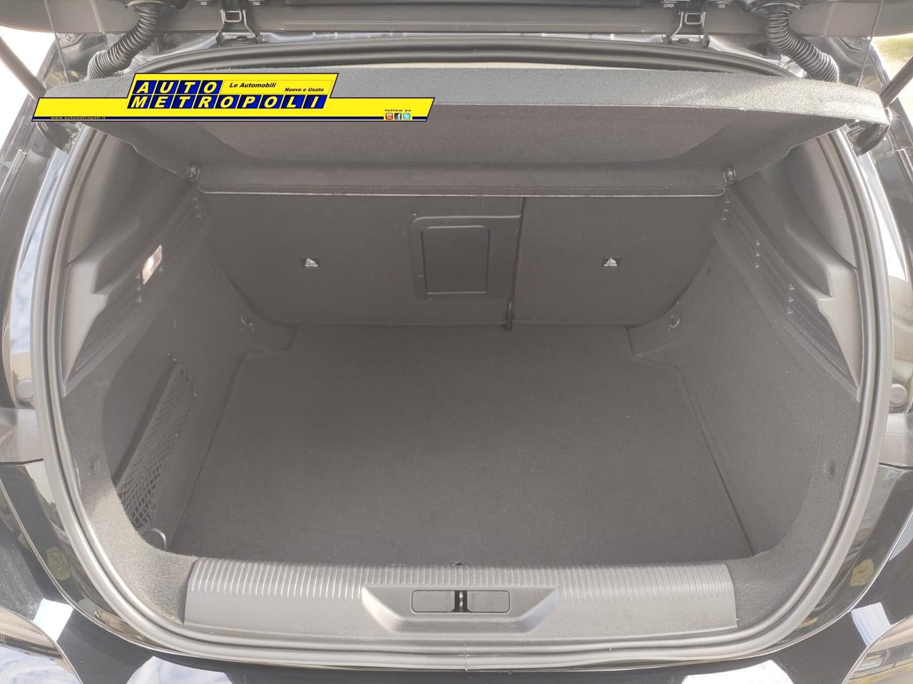 Peugeot 308 1.5 BlueHDi EAT8 Allure (Berlina)