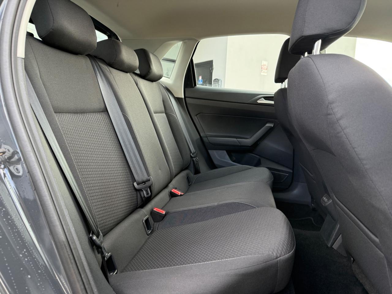Volkswagen Polo 1.0 TSI 5p. Highline |UNIPRO