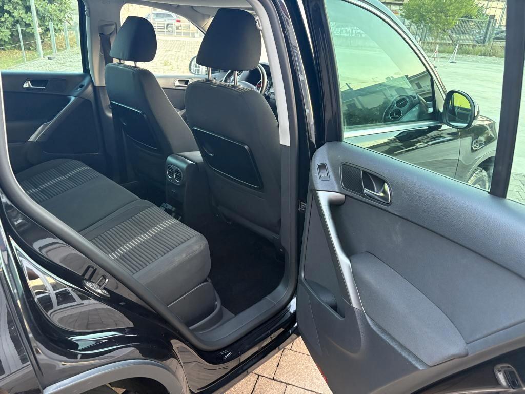 Volkswagen Tiguan 2.0 TDI 140cv 4MOTION Sport & Style