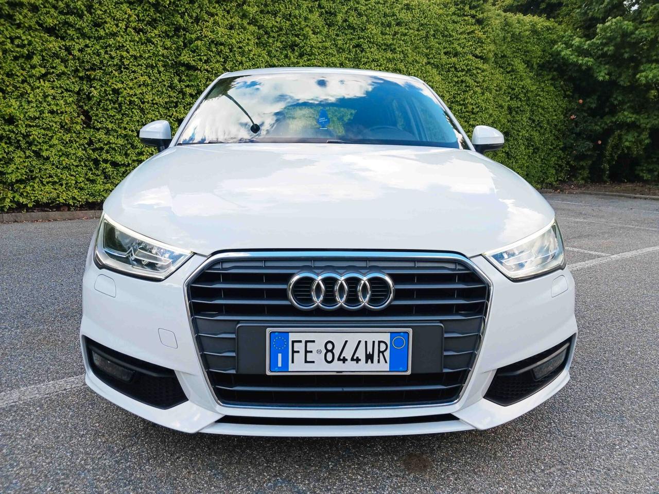 Audi A1 SPB 1.4TDI S-line UNIPRO - PERFETTA