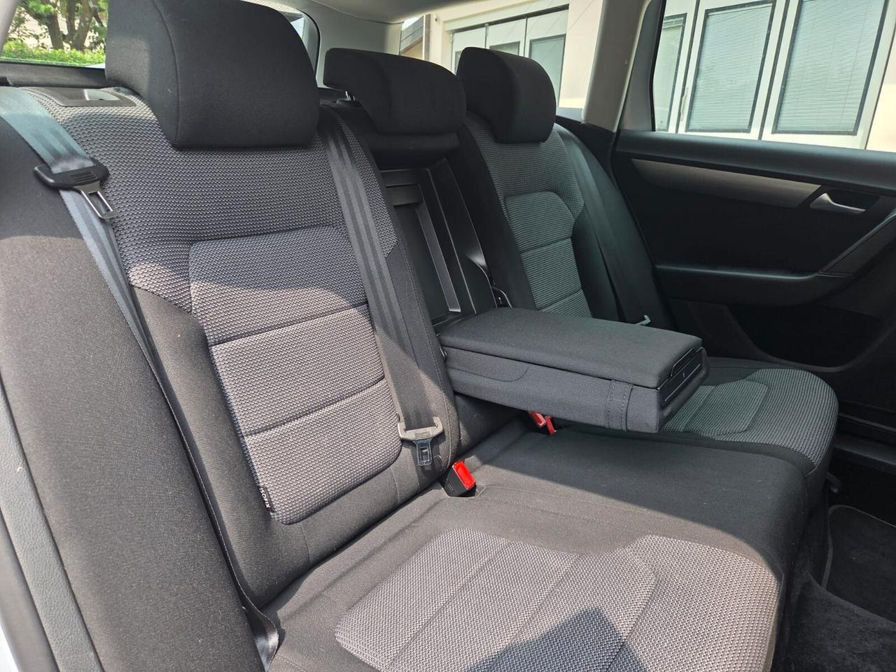 Volkswagen Passat Var. Bs. 2.0 TDI Comfortline BMT