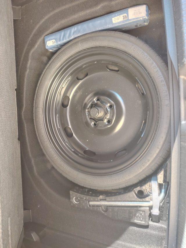 VOLKSWAGEN Golf 2.0 TDI 115 CV SCR Life PREZZO REALE-NEOPATENTATI