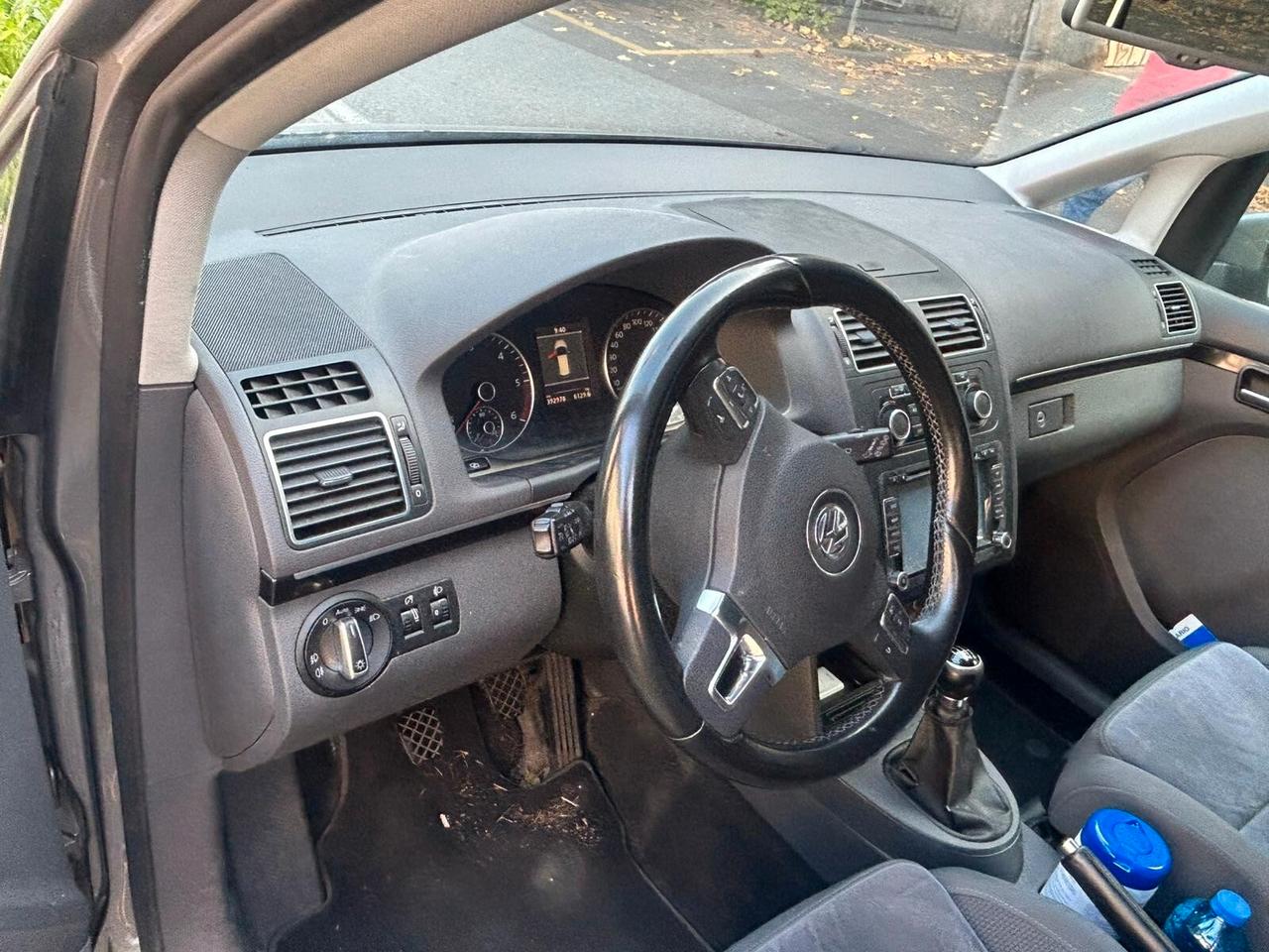 Volkswagen Touran 2.0 tdi Highline - ANCHE PER NEOPATENTATI