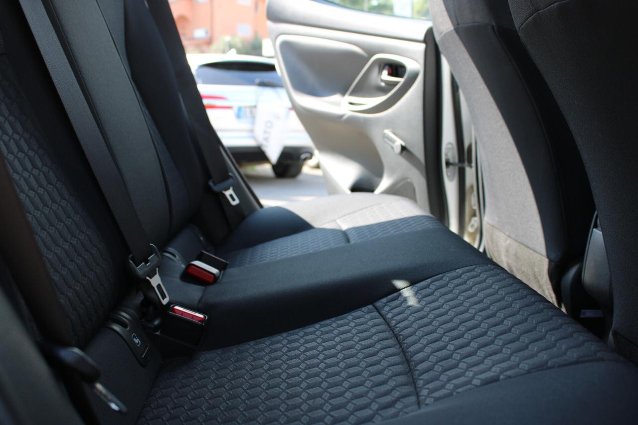 Toyota Yaris 1.5 Hybrid 5 porte Business