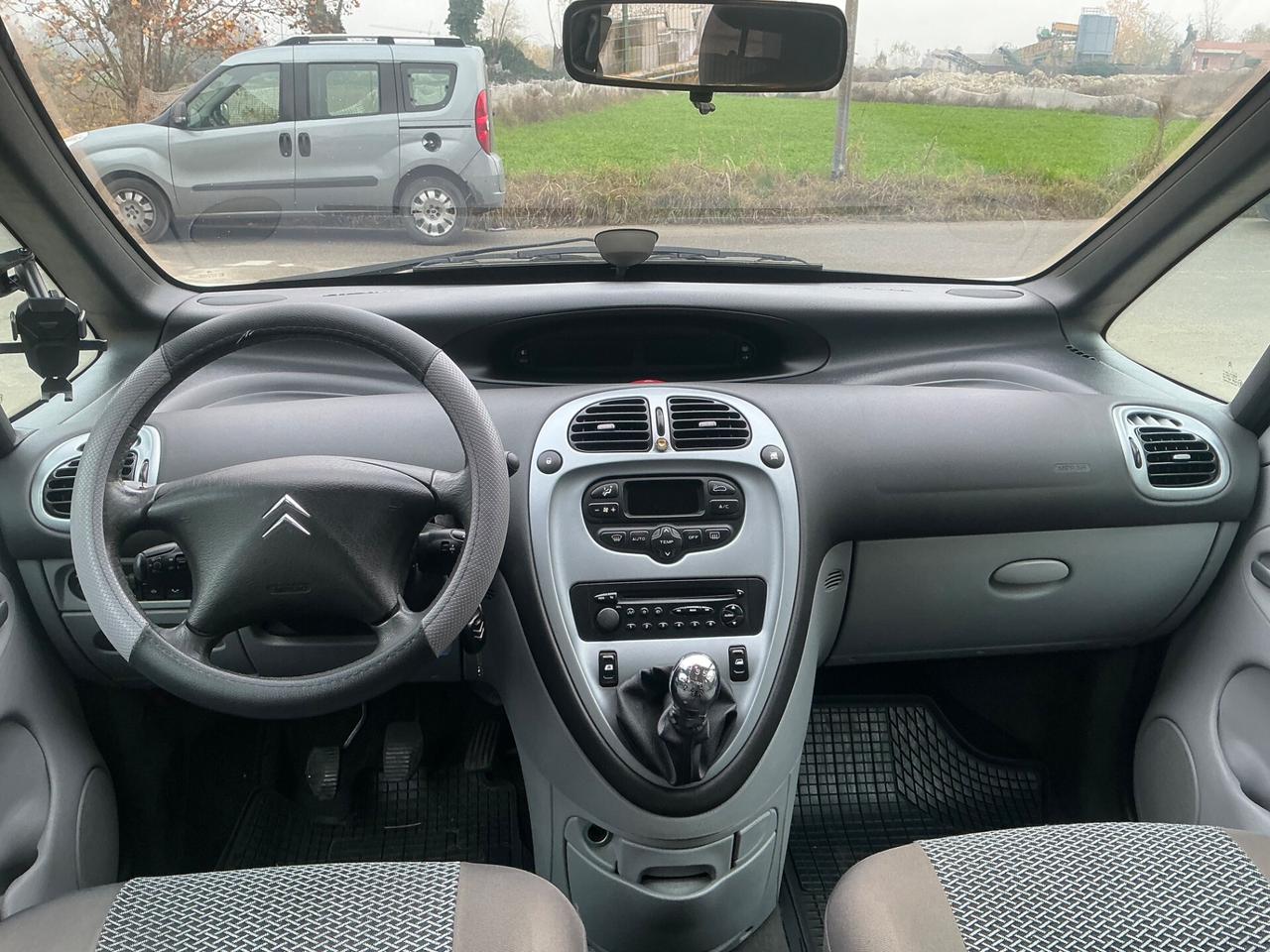 Citroen Xsara Picasso 1.8 16V Elegance