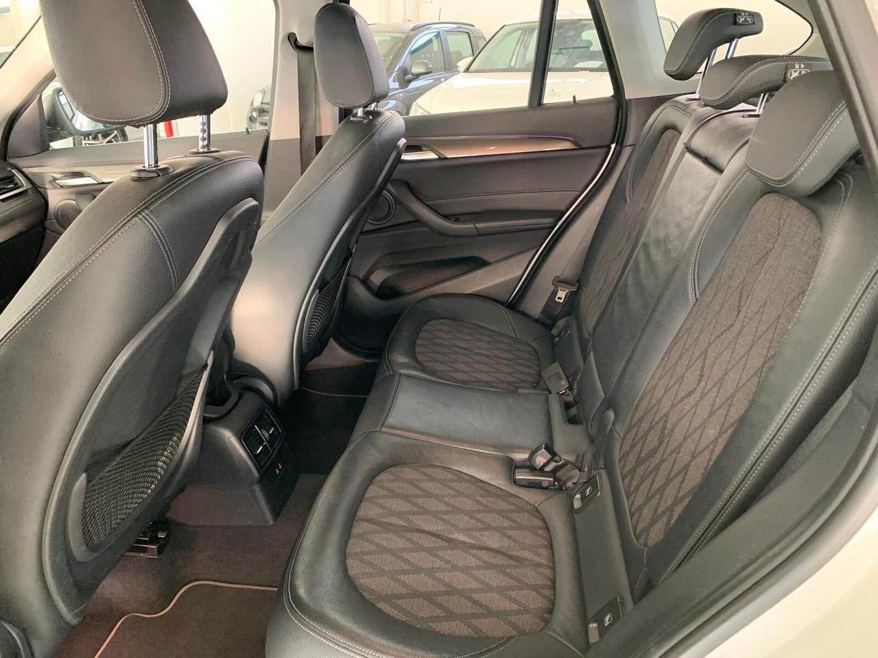 Bmw X1 sDrive18d xLine