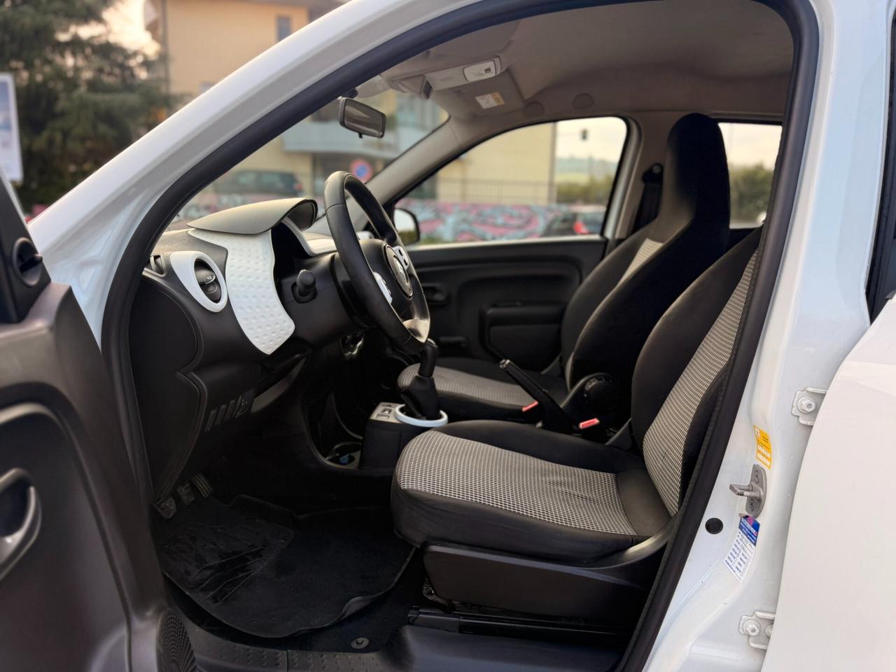 Renault Twingo 2016 GARAZIA 12 MESI