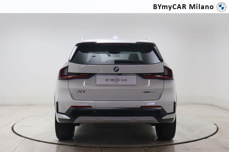 BMW X1 18 d X-Line sDrive DCT