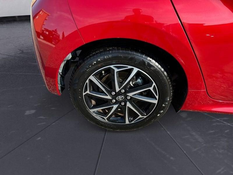 Toyota Yaris 4ª serie 1.5 Hybrid 5 porte Style