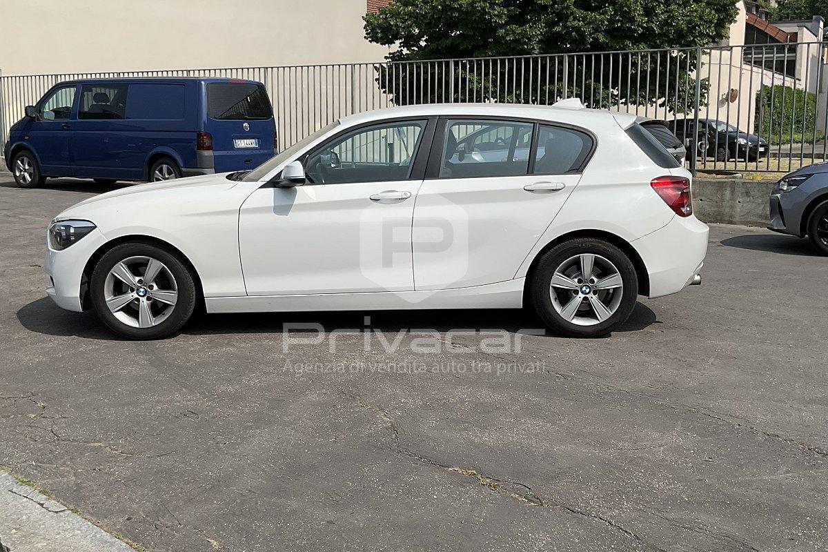 BMW 116i 5p. Joy