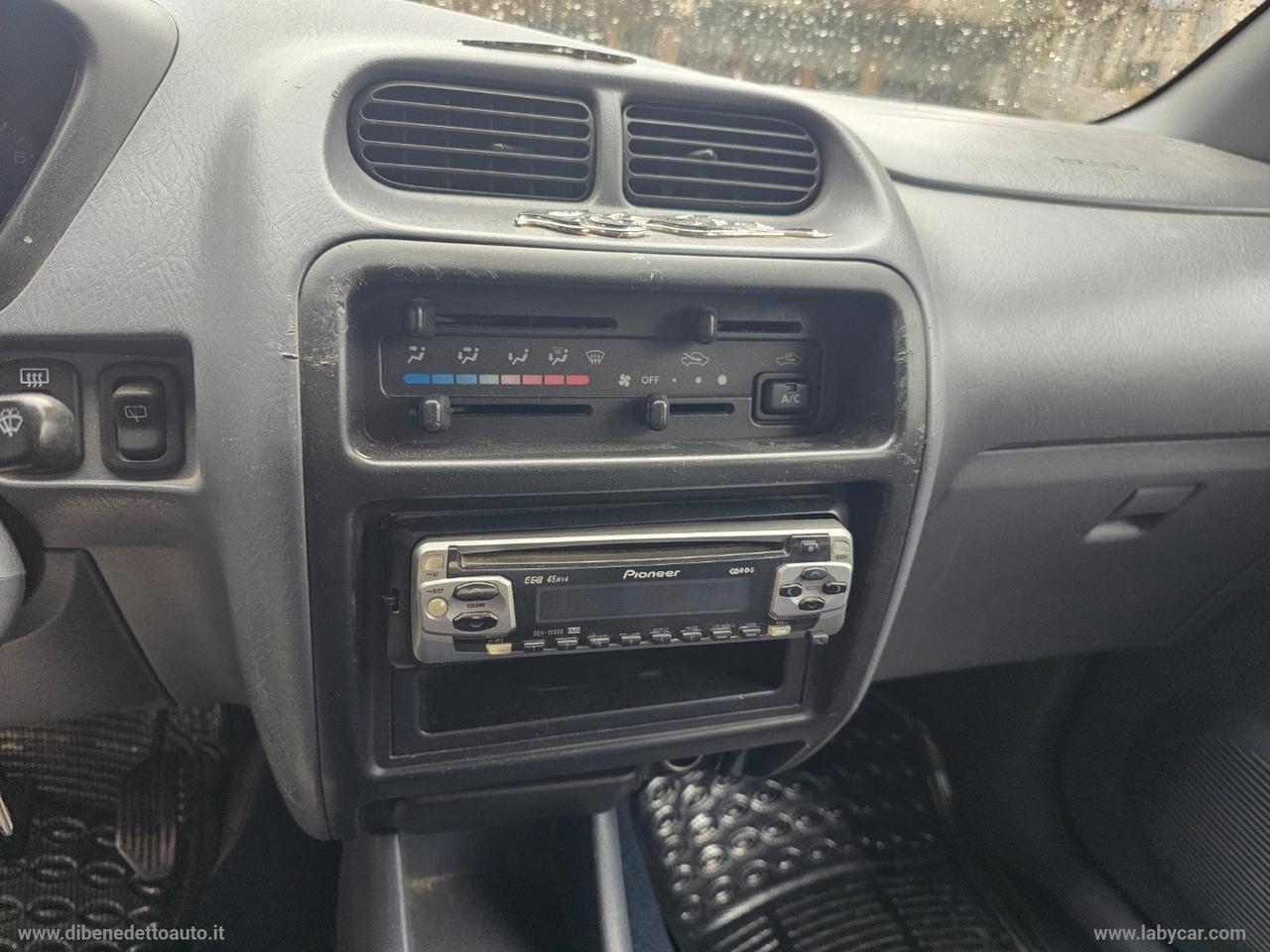 DAIHATSU Terios 1.3 16V SX