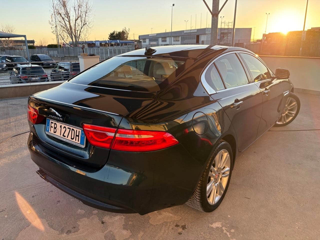 Jaguar XE 2.0 D Turbo aut. Portfolio