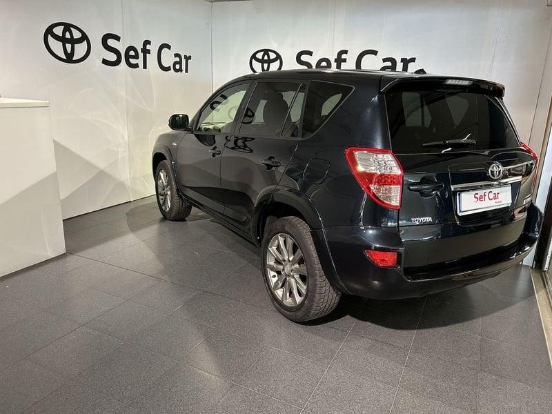Toyota RAV4 RAV4 Crossov. 2.2 D-Cat A/T 150 CV Style + NAVIGATORE