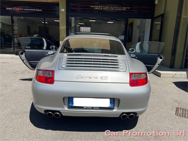 PORSCHE 911 Carrera 4S Coupé